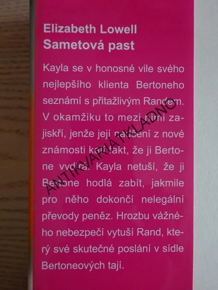 SAMETOVÁ PAST, ELIZABETH LOWELLOVÁ, **an