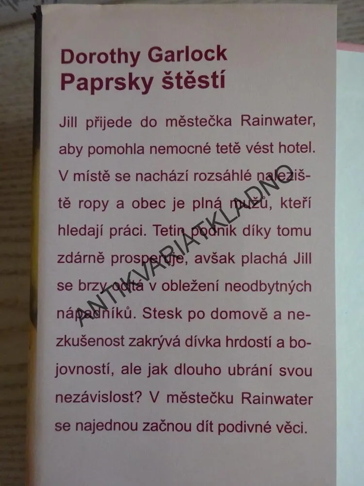 PAPRSKY ŠTĚSTÍ, DOROTHY GARLOCK, **an