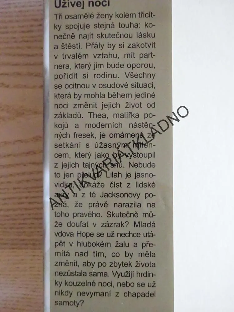 UŽÍVEJ NOCI, LINDA HOWARD, **an