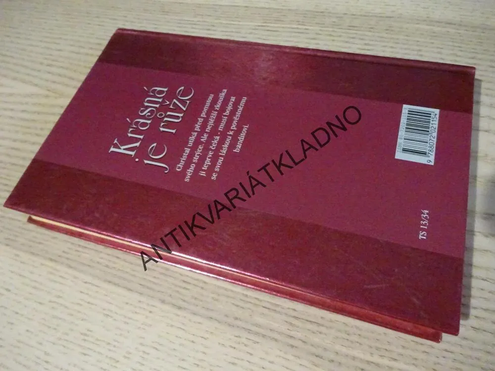 KRÁSNÁ JE RŮŽE, MEAGAN MCKINNEYOVÁ, **an