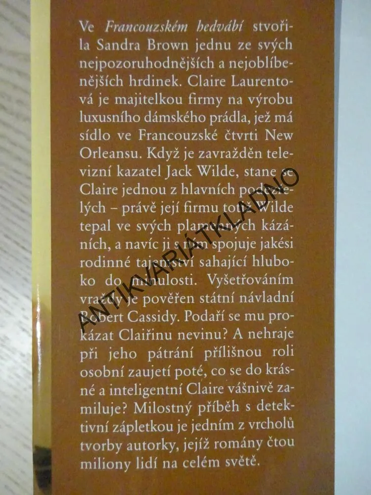 FRANCOUZSKÉ HEDVÁBÍ, SANDRA BROWN, **an
