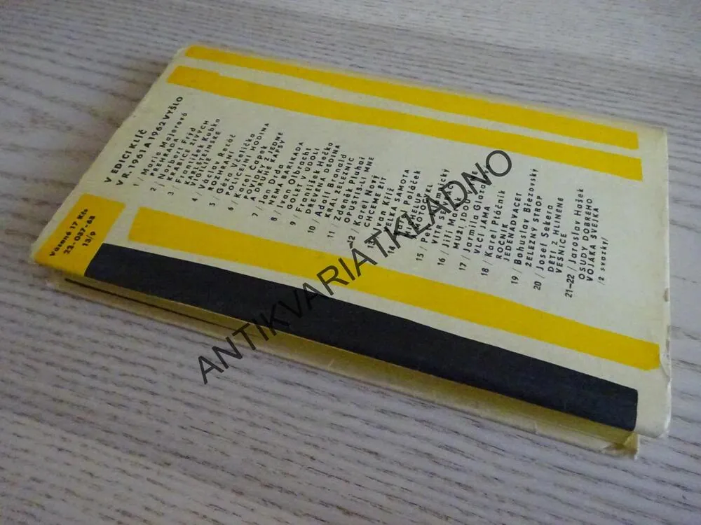 VÁLKA S MLOKY, KAREL ČAPEK, **an
