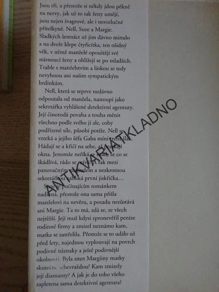 ŠOKUJÍCÍ ODHALENÍ, JENNIFER CRUSIE, **an