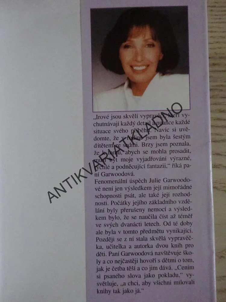 KRÁLOVSKÝ DAR, JULIE GARWOOD, GARWOODOVÁ, **an