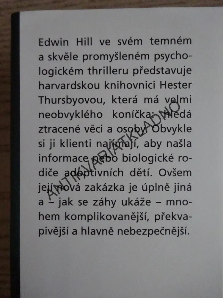 CHATA U JEZERA, EDWIN HILL, **an