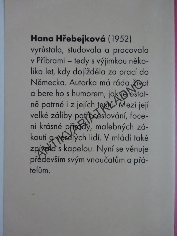 AŤ ŽIJÍ PADESÁTNICE, HANA HŘEBEJKOVÁ, **an