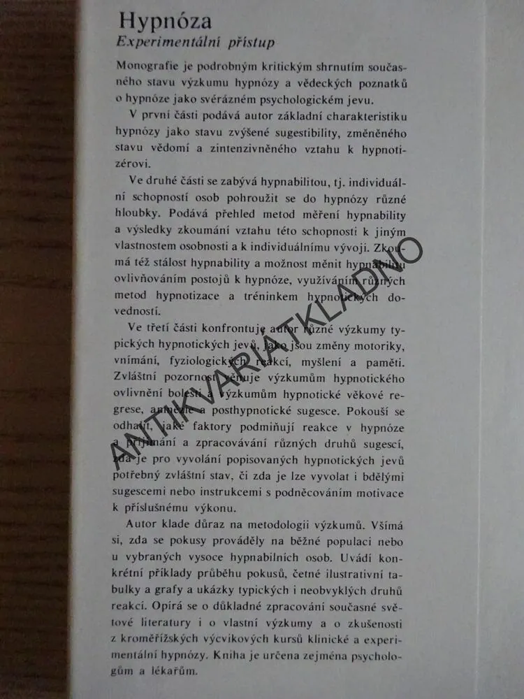 HYPNÓZA, STANISLAV KRATOCHVÍL, **an