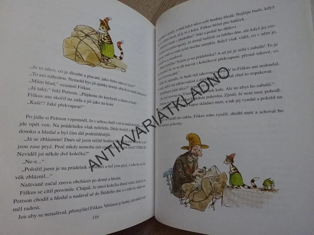 KOCOUR FIŠKUS A VÁNOČNÍ SKŘÍTEK, SVEN NORDQVIST