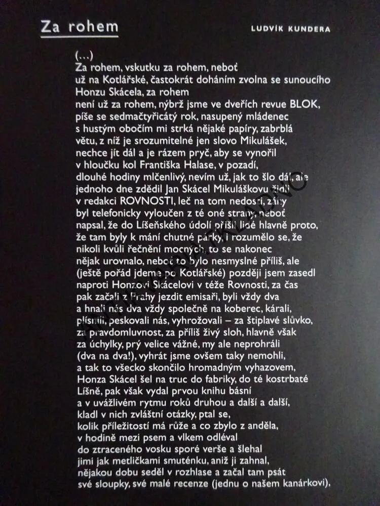 KVĚTY Z NAHOŘKLÉHO DŘEVA, JAN SKÁCEL, **an
