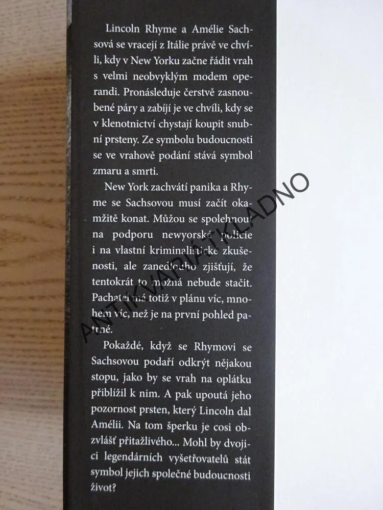 OSTRÝ ŘEZ, JEFFERY DEAVER, **an