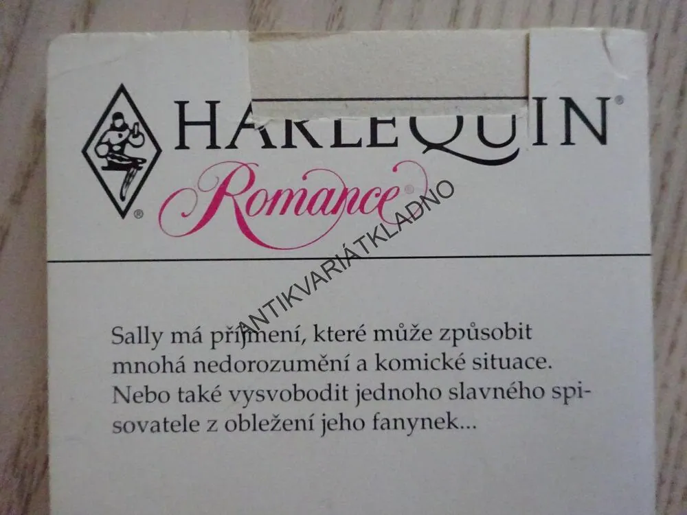 PŘÍSNĚ TAJNÉ, LILIAN PEAKEOVÁ, **an