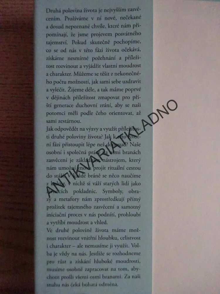 DRUHÁ POLOVINA ŽIVOTA, ANGELES ARRIEN, **an