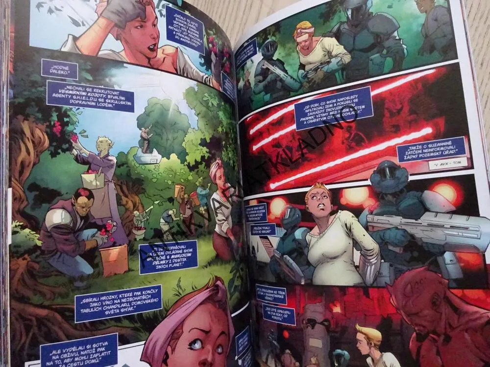 AVENGERS, ZNOVUZROZENÍ STARBRANDU, KOMIKS MARVEL, **an