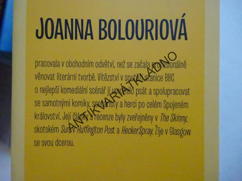 SEXZNAM, JOANNA BOLOURIOVÁ, **an