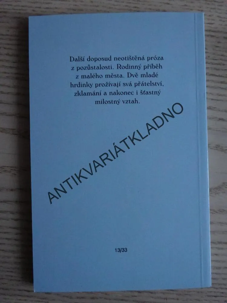 KAMARÁDKY, VLASTA JAVOŘICKÁ, **an