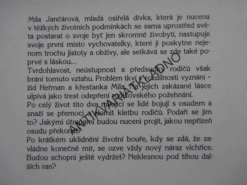 VE VICHŘICI ŽIVOTA, VLASTA JAVOŘICKÁ, **an