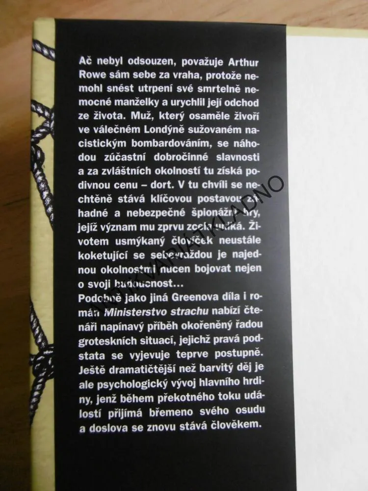 MINISTERSTVO STRACHU, GRAHAM GREENE, **an