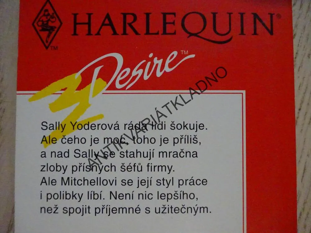 ROZVRATNÝ VLIV, LASS SMALLOVÁ, **an