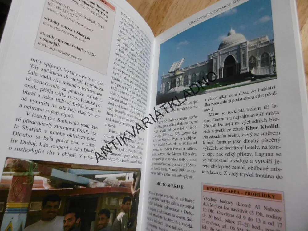 SPOJENÉ ARABSKÉ EMIRÁTY, PRŮVODCE NA CESTY,, **an