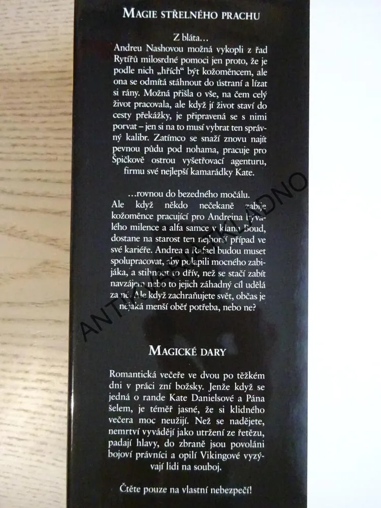 MAGIE STŘELNÉHO PRACHU, ILONA ANDREWS, **an