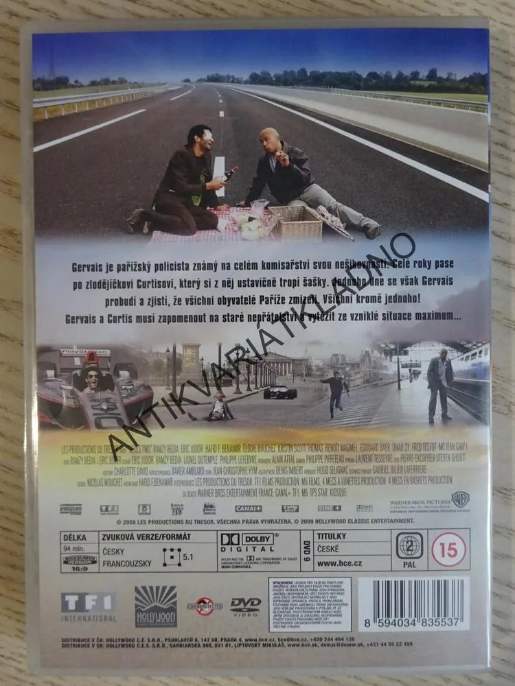 2 BLBOUNI V PAŘÍŽI, DVD FILM