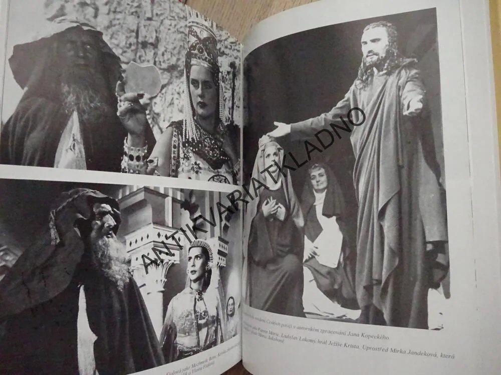 VLASTA FIALOVÁ VYPRÁVÍ V HERECKÉ ŠATNĚ O SVÉ PRÁCI A ŽIVOTĚ, JOSEF KAREL GRUMLÍK, **an