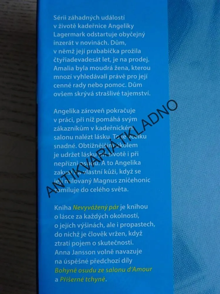 NEVYVÁŽENÝ PÁR, ANNA JANSSON, **an