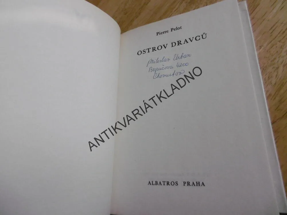 KOD 160 - OSTROV DRAVCŮ, PIERRE PELOT, **an