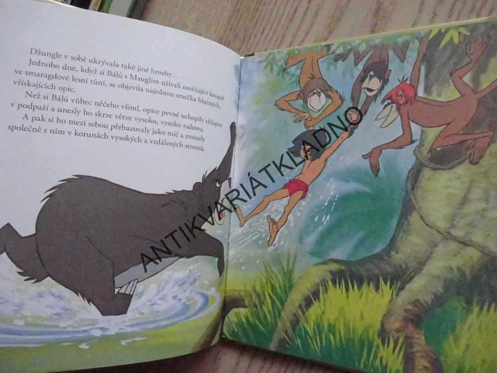 KNIHA DŽUNGLÍ, WALT DISNEY, **an
