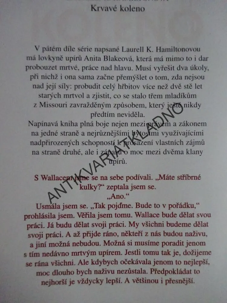 KRVAVÉ KOLENO, LAURELL K. HAMILTONOVÁ, **an