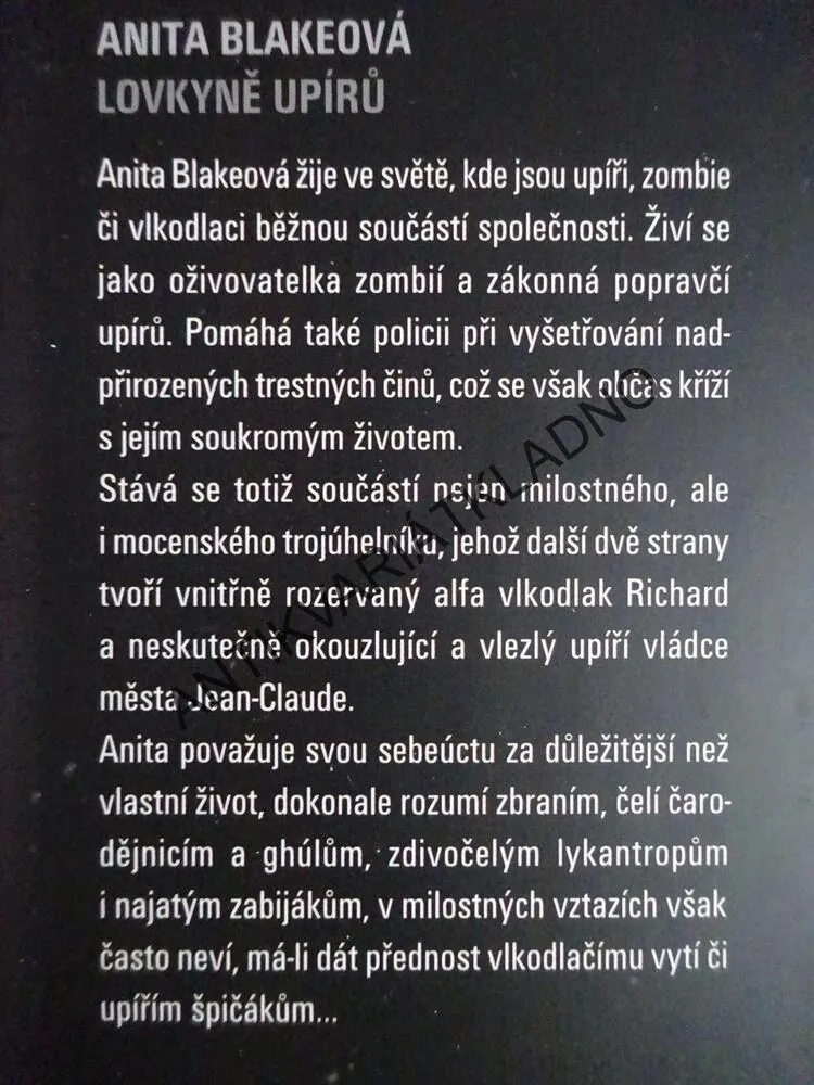 INKUBOVY SNY, ANITA BLAKE, LAURELL K. HAMILOTONOVÁ, **an