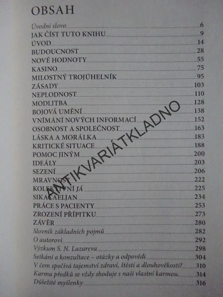 DOTKNUTÍ SE BUDOUCNOSTI, S. N. LAZAREV, **an