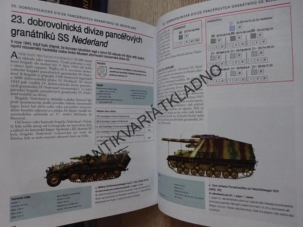 DIVIZE WAFFEN-SS 1939-1945, **an