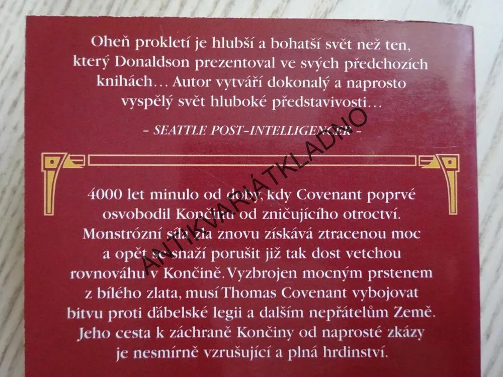 OHEŇ PROKLETÍ, STEPHEN R. DONALDSON, **an