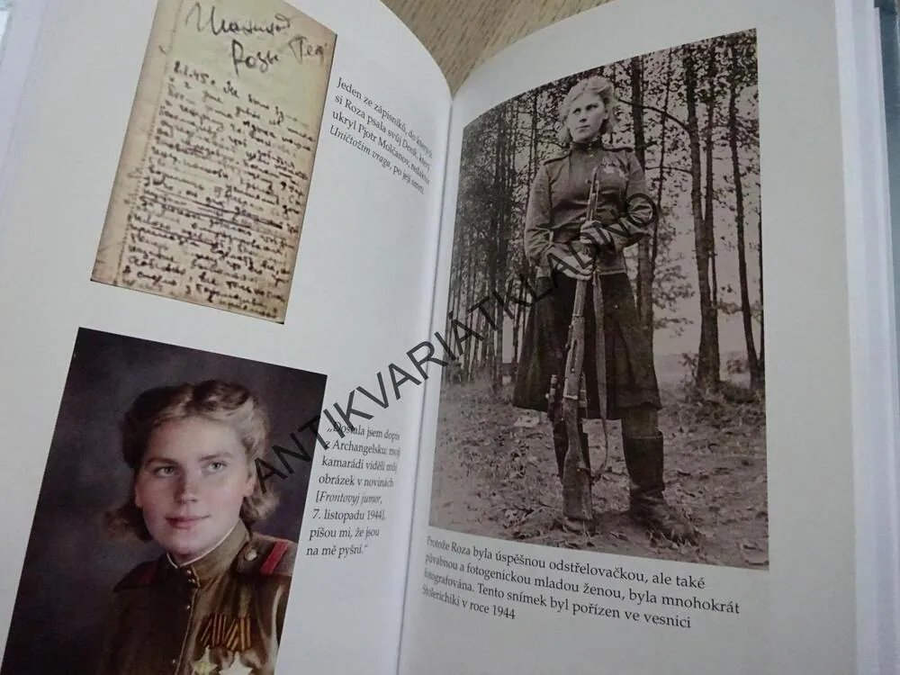Z DENÍKU ODSTŘELOVAČKY, ROZA ŠANINOVÁ, **an