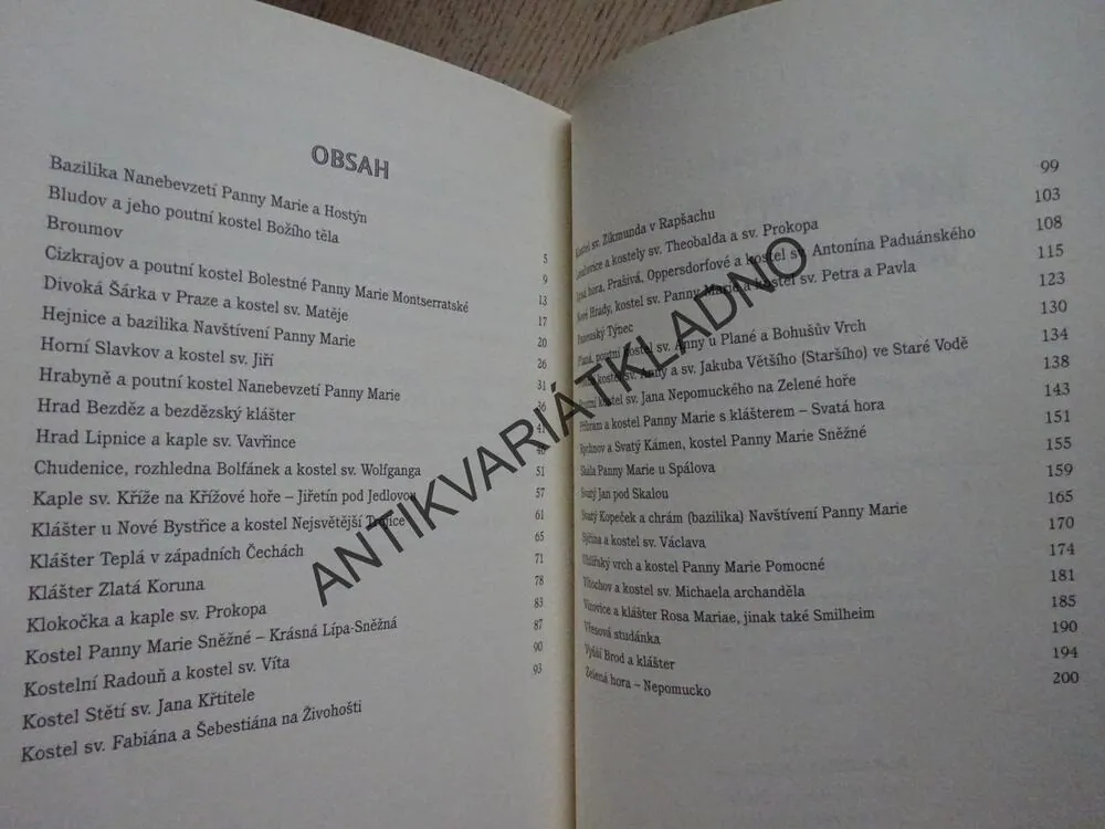 KAPLE, KOSTELY A BAZILIKY ODKRÝVAJÍ SVÁ TAJEMSTVÍ, EVA MARTÍNKOVÁ, **an