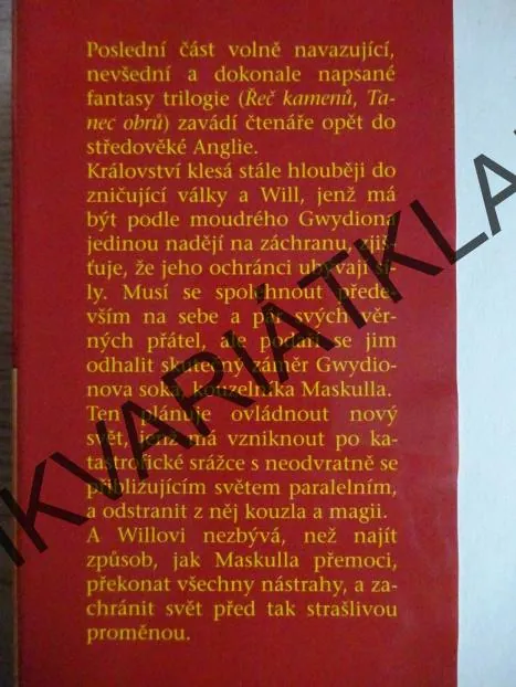BÍLÝ PLÁŠŤ, ROBERT CARTER, **an
