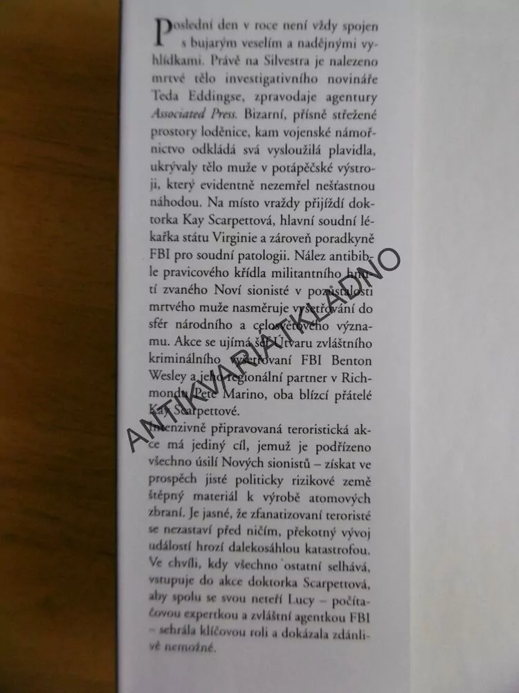 KALNÉ VODY, PATRICIA CORNWELLOVÁ, **an
