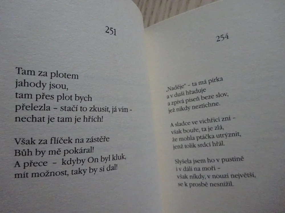 DUŠE MÁ BÝT VŽDY DOKOŘÁN, EMILY DICKINSONOVÁ, **an