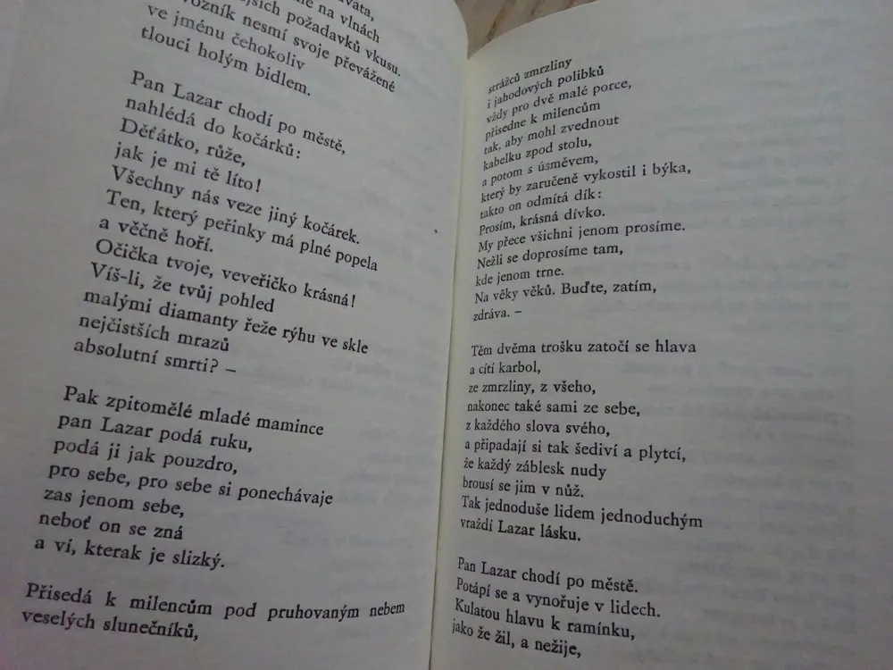NETRPĚLIVÍ MOTÝLI, JOSEF KAINAR, **an