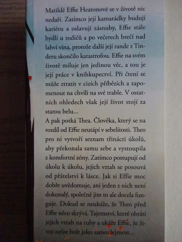 SKORO ÚPLNĚ NORMÁLNÍ, HANNAH SUNDERLANDOVÁ, **an