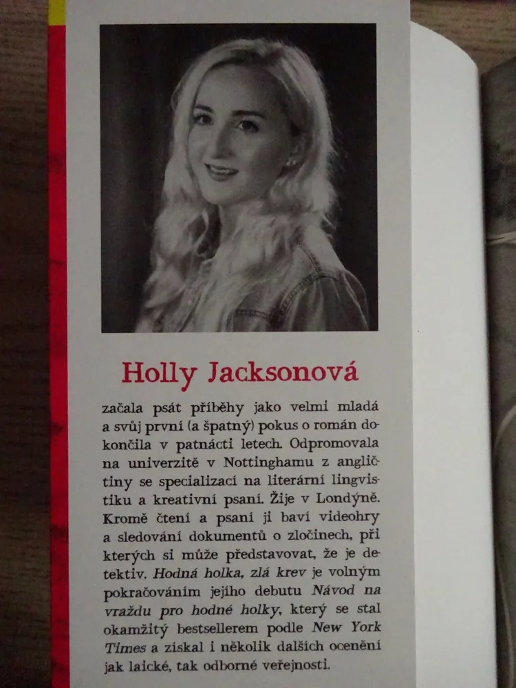 HODNÁ HOLKA, ZLÁ KREV, HOLLY JACKSON, **an