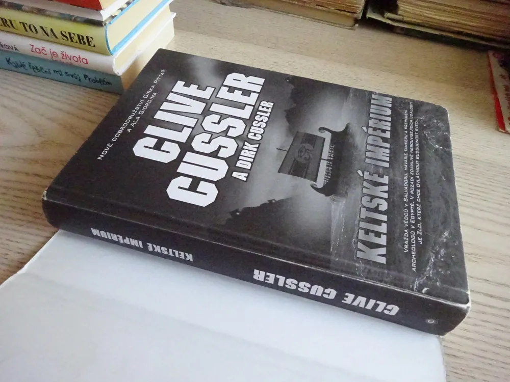 KELTSKÉ IMPÉRIUM, CLIVE CUSSLER, **an