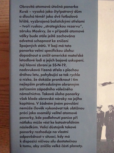 ČAS UMÍRÁNÍ, KATASTROFA PONORKY KURSK, ROBERT MOORE, **an