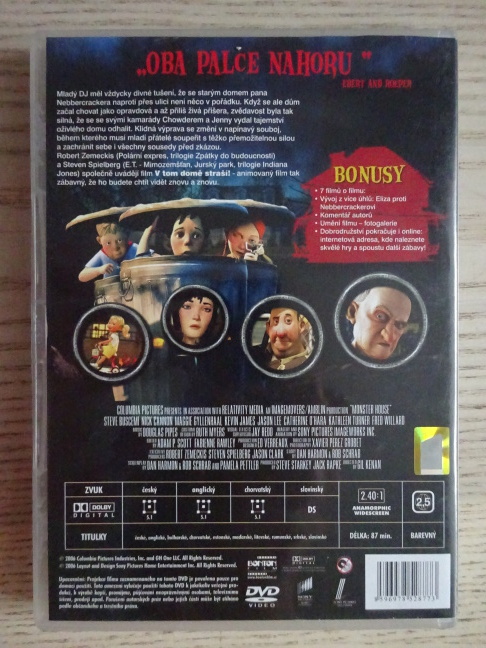 V TOM DOMĚ STRAŠÍ, DVD FILM