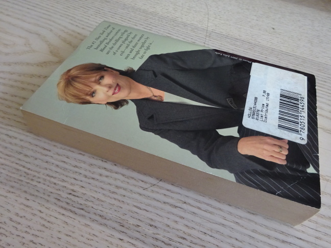 THE HOLLOW 7, NORA ROBERTS, **an