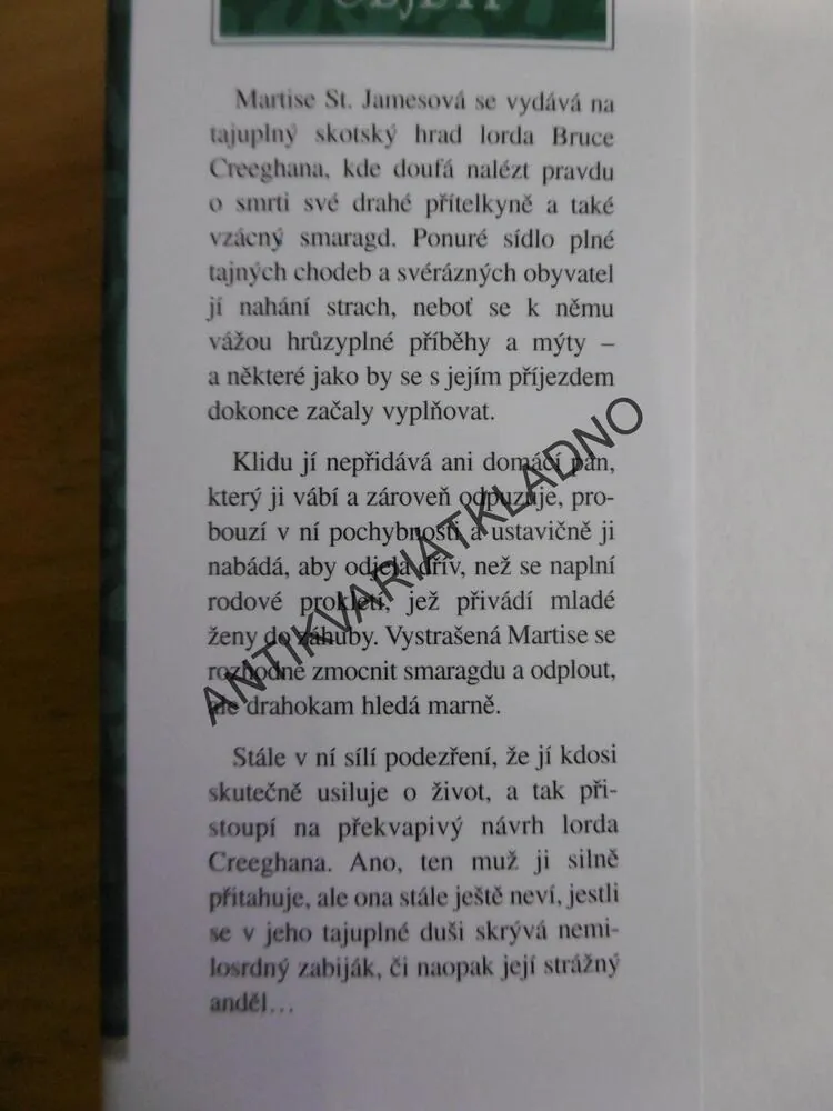 SMARAGDOVÉ OBJETÍ, SHANNON DRAKE