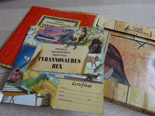 TYRANNOSAURUS REX, KNIHA A MODEL, PRŮVODCE NEOHROŽENÉHO OBJEVITELE, **an