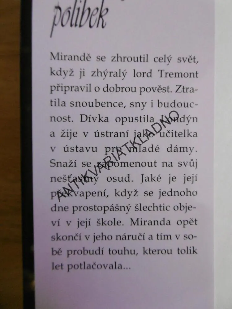 NEVINNÝ POLIBEK, ELIZABETH BOYLE