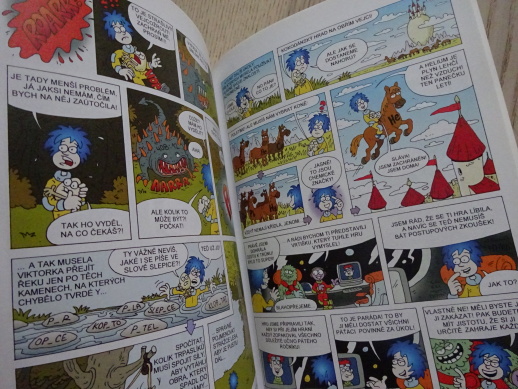 VIKTORKA A VESMÍRNÁ DOBRODRUŽSTVÍ, KLÁRA SMOLÍKOVÁ, HONZA SMOLÍK, **an